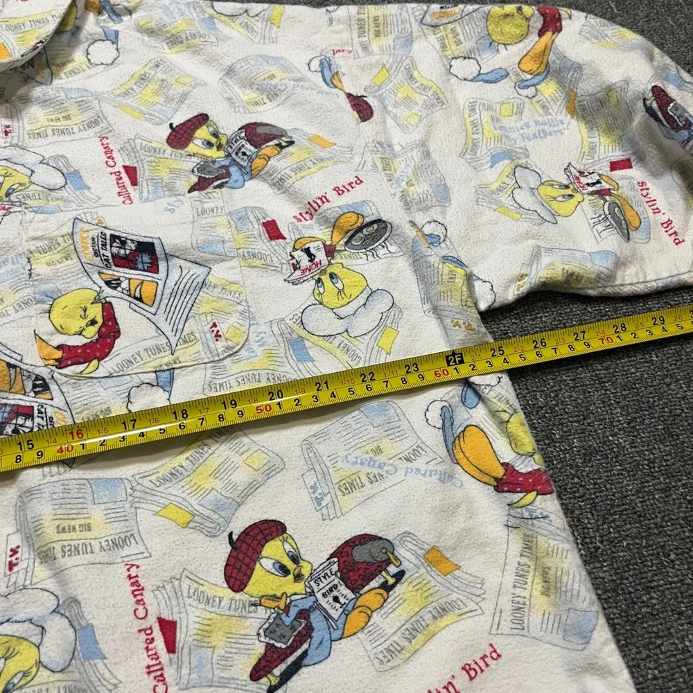 Vintage Y2K 2000‎ Looney Tunes Tweety Bird All Over Print Button Up Shirt